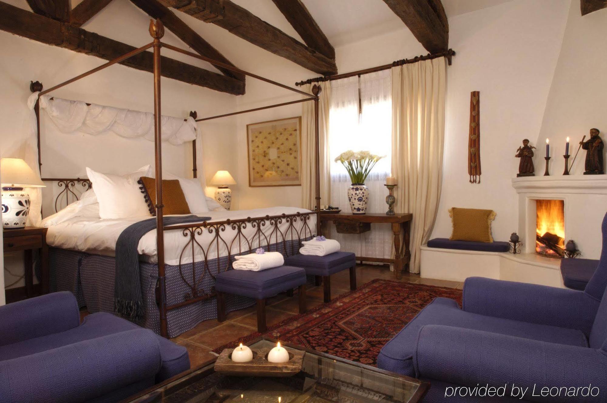 Casa Encantada By Porta Hotels Antigua ภายนอก รูปภาพ