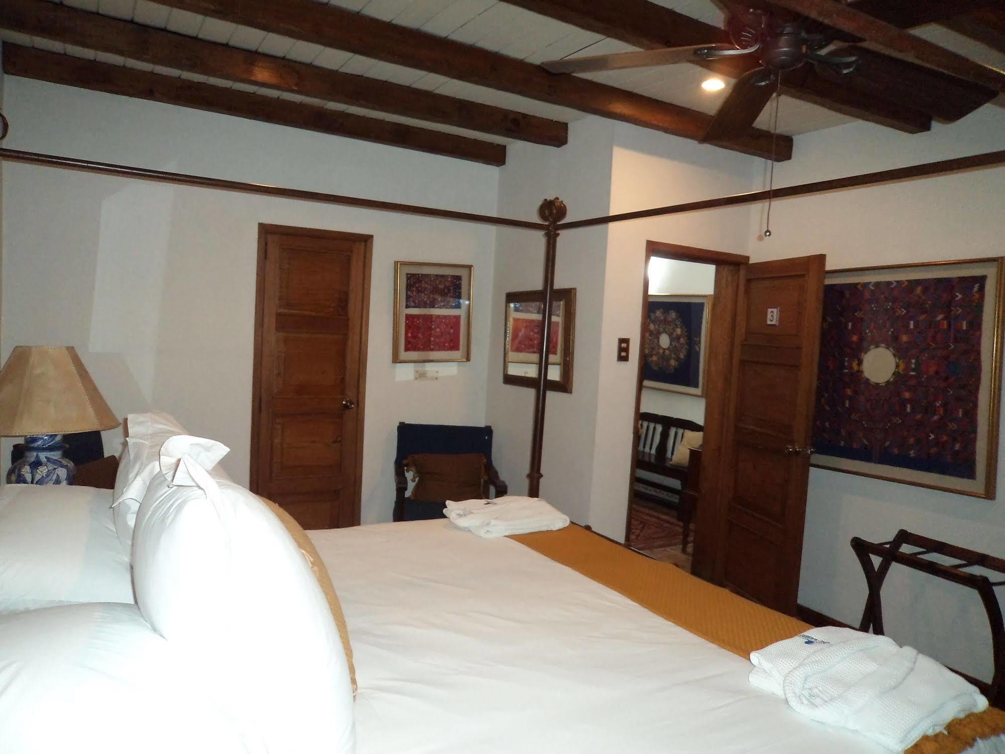 Casa Encantada By Porta Hotels Antigua ภายนอก รูปภาพ