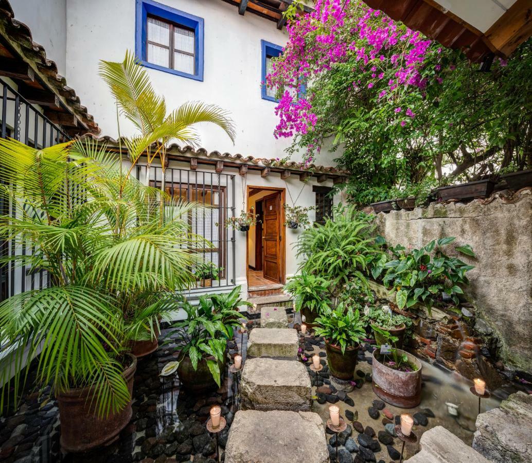 Casa Encantada By Porta Hotels Antigua ภายนอก รูปภาพ